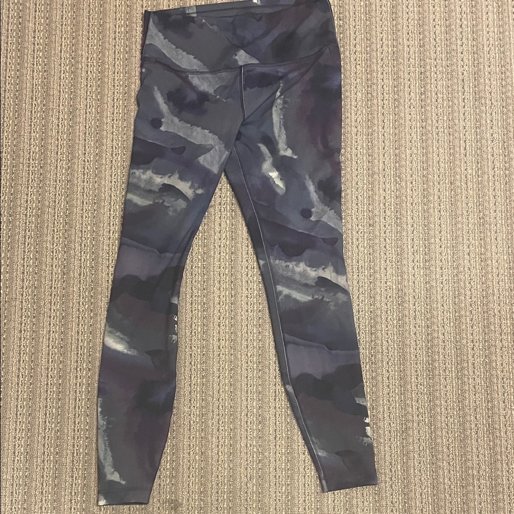 🖤 Lululemon Athletica Multi Color Wunder Under Leggings Sz 12 🖤
